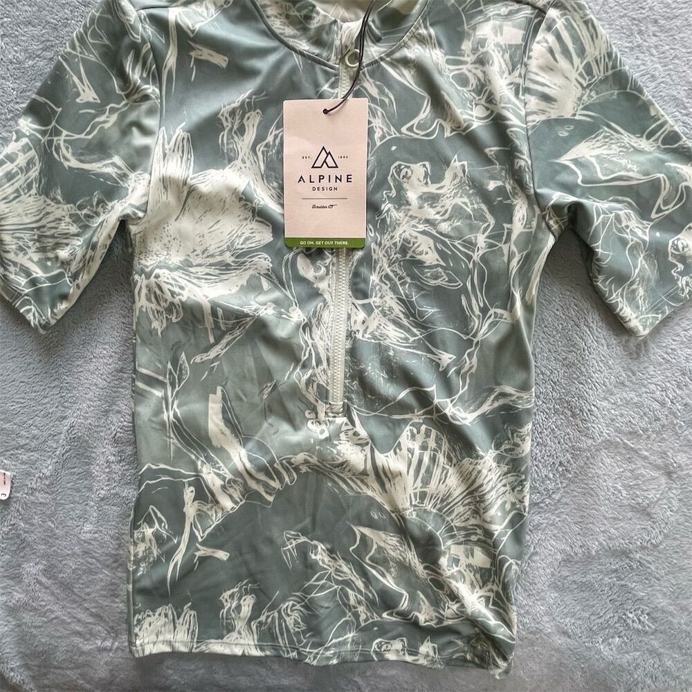 Alpine Design Women's XS Green Floral Short Sleeve Blouse UPF 50+​​